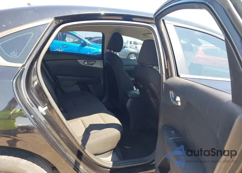 2021 Kia Forte Lxs из США, поврежденный, VIN 3KPF24AD7ME349666